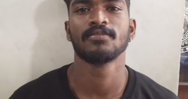 ERUMAPETIYIL YUVAVIME AKRAMICHA PRATHI DEVAK